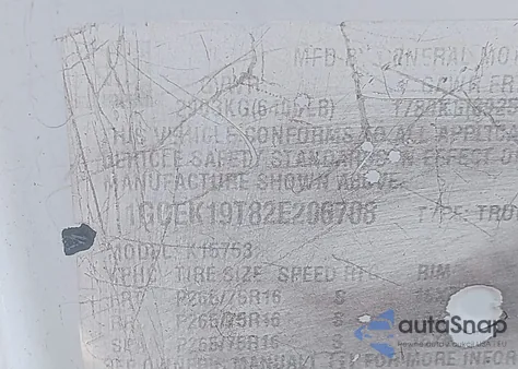 2002 Chevrolet Silverado 1500 Ls z USA, uszkodzony, nr VIN 1GCEK19T82E206708